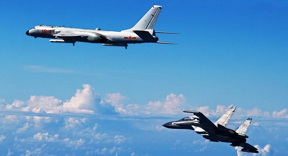 Bomber H-6K, salah satu andalan PLAAF dalam konflik China vs Taiwan
