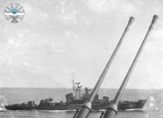 Foto Foto Langka Gelar Kekuatan Kapal Perang ALRI Jaman Dulu Foto Foto Langka Gelar Kekuatan Kapal Perang ALRI Jaman Dulu - Fregat Kelas Riga KRI Lambung Mangkurat 357