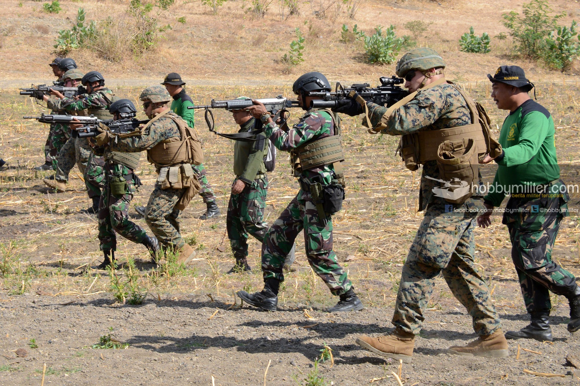 Marinir Indonesia – Amerika Berlatih Menembak