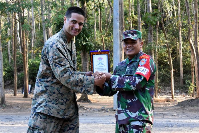 Marinir Amerika Senang Bisa Berlatih Dengan Marinir Indonesia.