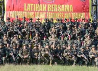 MARINIR INDONESIA – AMERIKA LATIHAN BERSAMA DI SITUBONDO