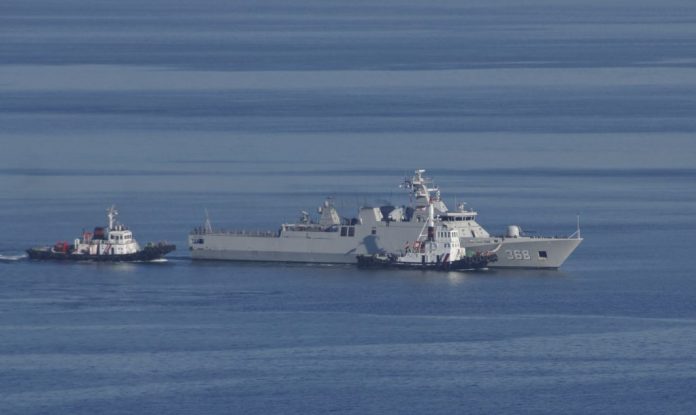 KRI Frans Kaisiepo 368 Dan KRI John Lie 358 Tiba Di Subic Bay Filipina