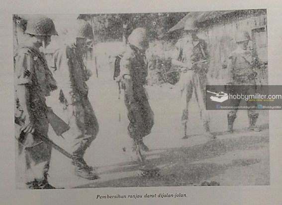 pembersihan ranjau darat di jalan jalan pada saat penumpasan permesta