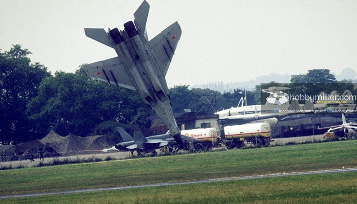 Kecelakaan MiG-29 di Paris Airshow 1989