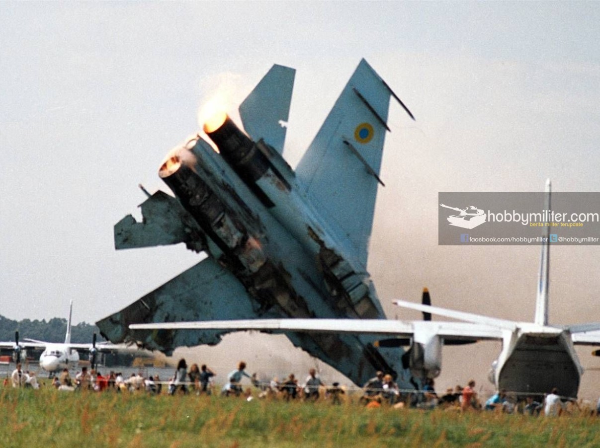 Sknyliv Sukhoi-Su 27 Air Show Disaster