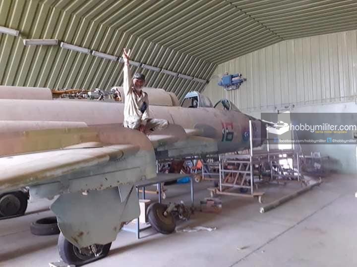 Konflik Libya: Foto Foto Eks Pangkalan Udara Libya Yang Direbut GNA Dari LNA Haftar. Sukhoi Su-22 Fitter.