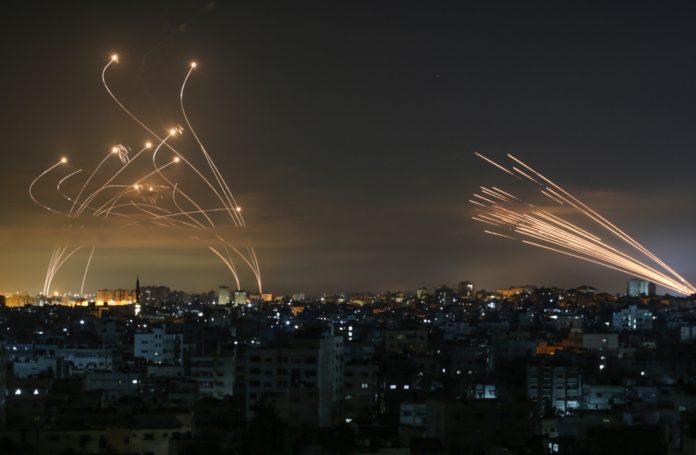 Iron Dome Israel vs Roket Hamas Palestina Iron Dome Israel vs Roket Hamas Palestina