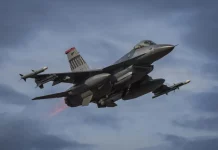 Jet Tempur F-16 USAF Cegat Bomber Dan Jet Tempur Russia Di Dekat Alaska Jet Tempur F-16 USAF Cegat Bomber Dan Jet Tempur Russia Di Dekat Alaska