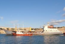RFS Yelnya Tinggalkan Tartus, Evakuasi AL Russia Dari Suriah Dimulai??? RFS Yelnya Tinggalkan Tartus, Evakuasi AL Russia Dari Suriah Dimulai???