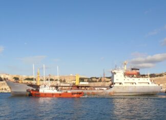 RFS Yelnya Tinggalkan Tartus, Evakuasi AL Russia Dari Suriah Dimulai??? RFS Yelnya Tinggalkan Tartus, Evakuasi AL Russia Dari Suriah Dimulai???