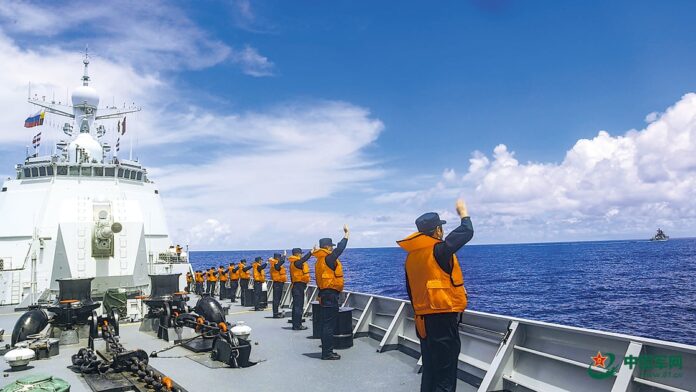 AL Russia & China Tuntaskan Patroli Laut Bersama. Angkatan Laut Russia dan China berhasil menyelesaikan patroli laut bersama yang dilakukan di perairan Pasifik Barat.